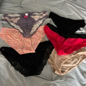 Set of 7 random style panties